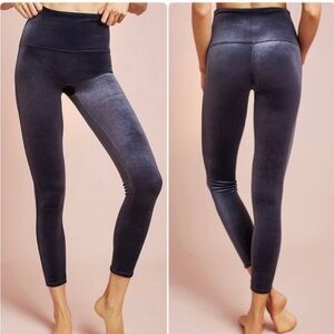 Spanx Moon Shadow Velvet Gray Leggings Size S